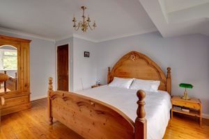 Photo 19- click for photo gallery